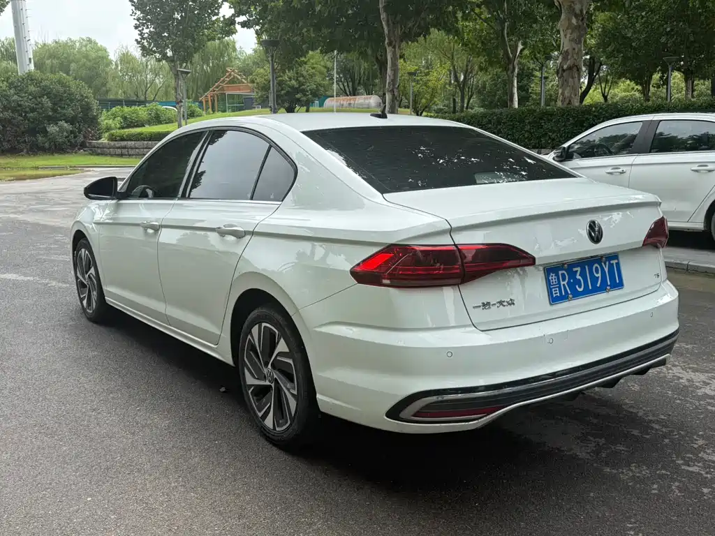 Volkswagen Bora — миниатюра 8