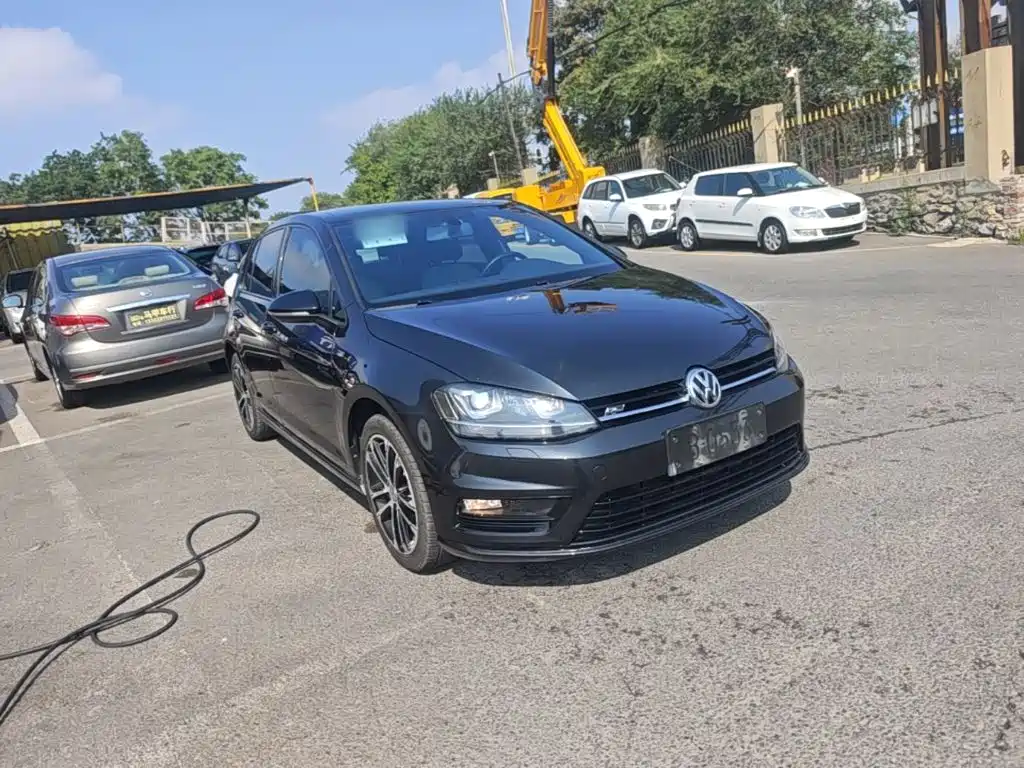 Volkswagen Golf — миниатюра 4