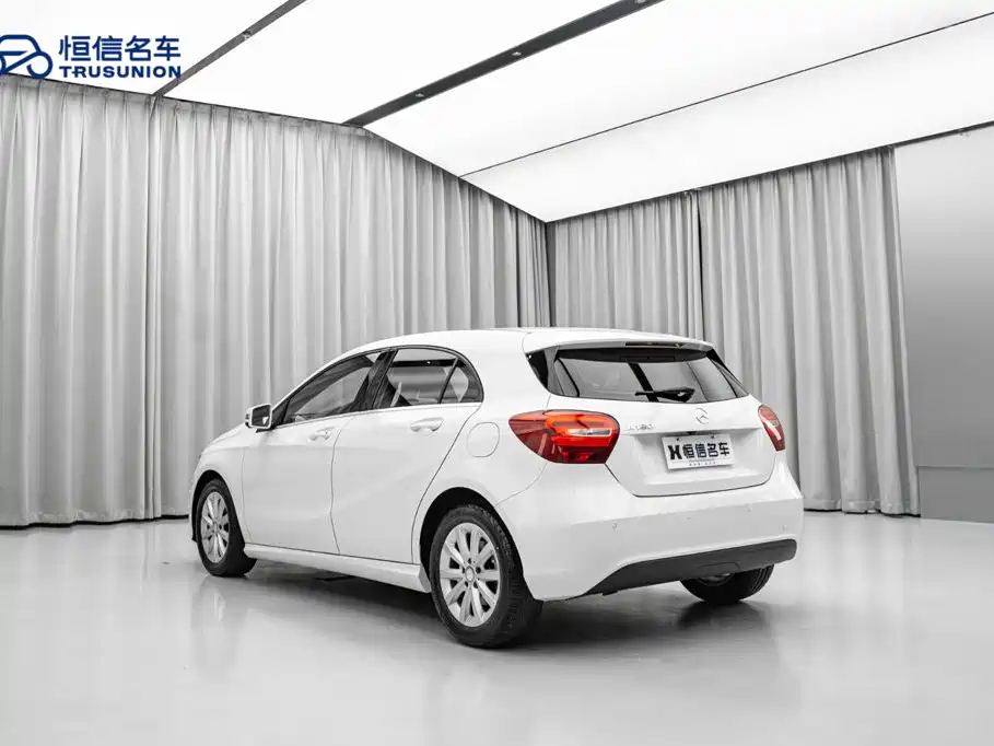 Mercedes-Benz A-Class (Import) — миниатюра 11