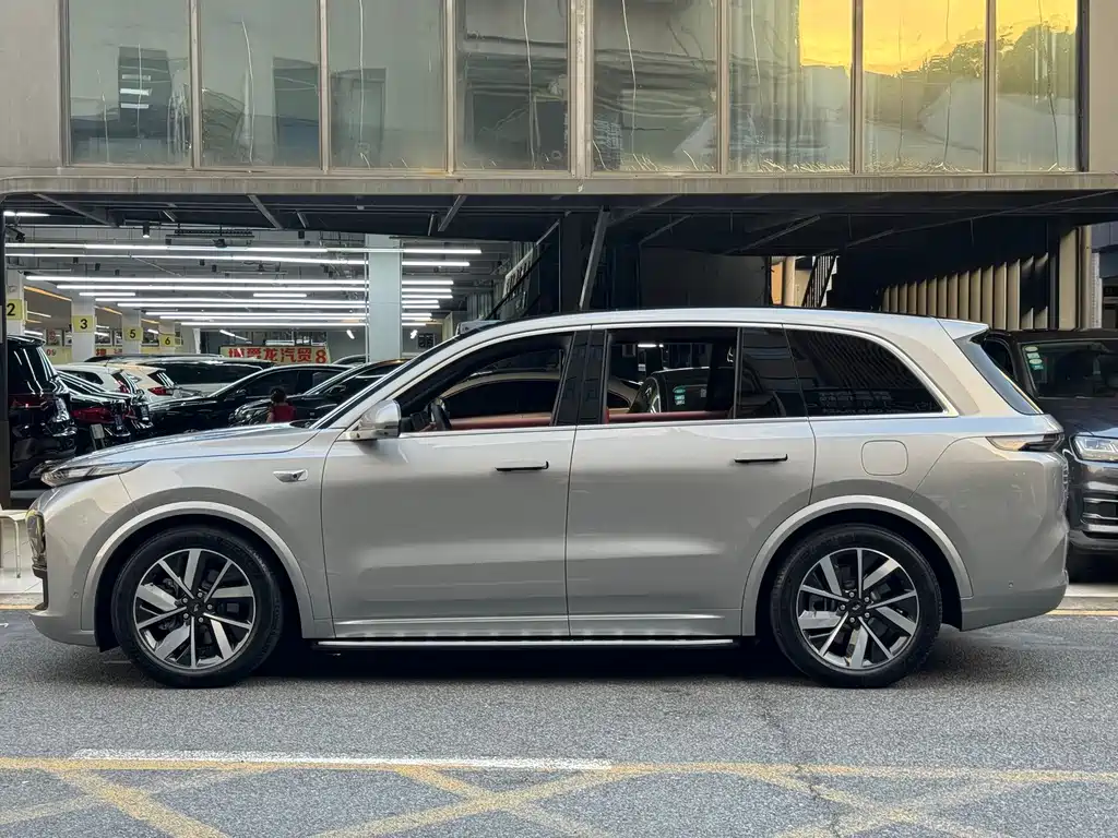Li Auto Li L8 — миниатюра 4