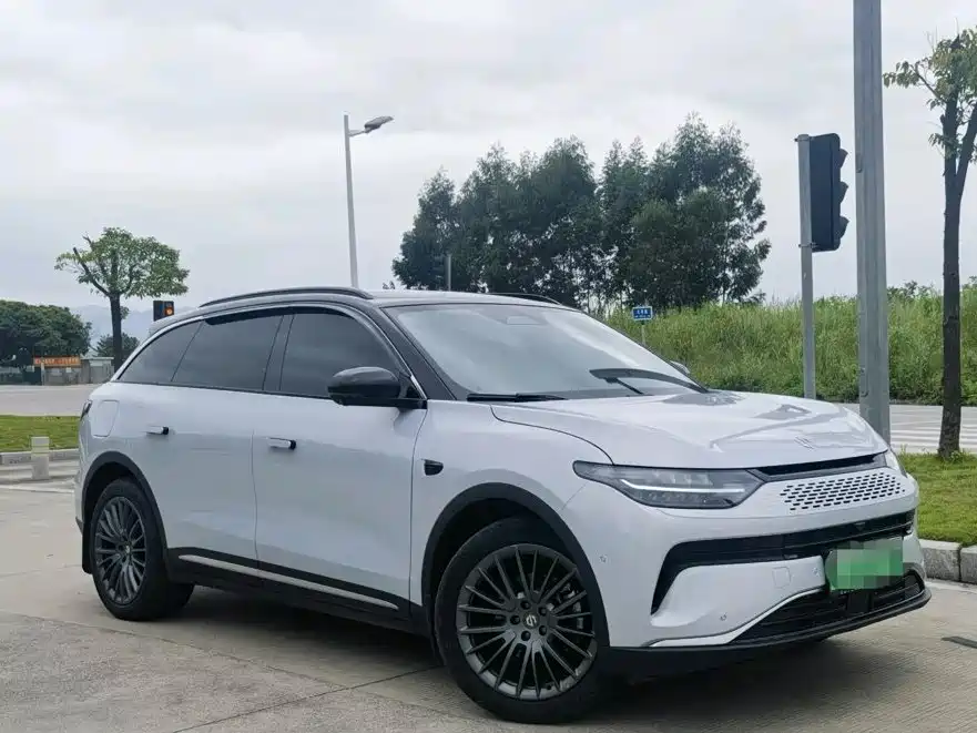 Leapmotor Leapmotor C11 — миниатюра 3