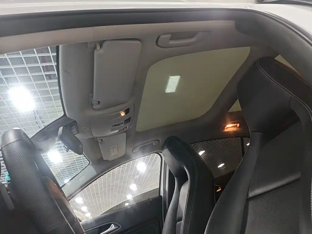 Mercedes-Benz GLA — миниатюра 18