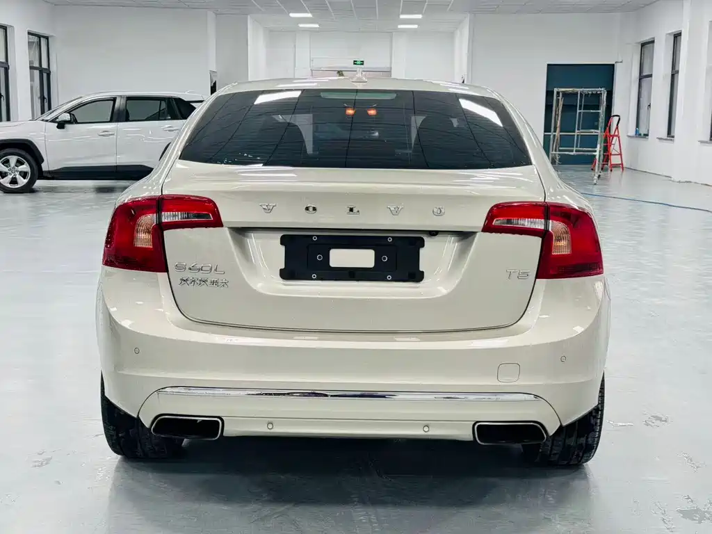 Volvo S60 2019 S60L T5