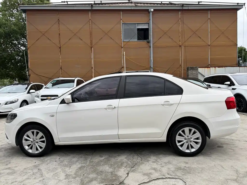 Volkswagen Jetta — миниатюра 12