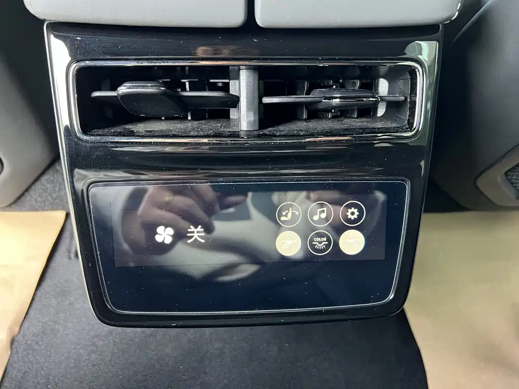 ZEEKR EXTREME KRYPTON 001