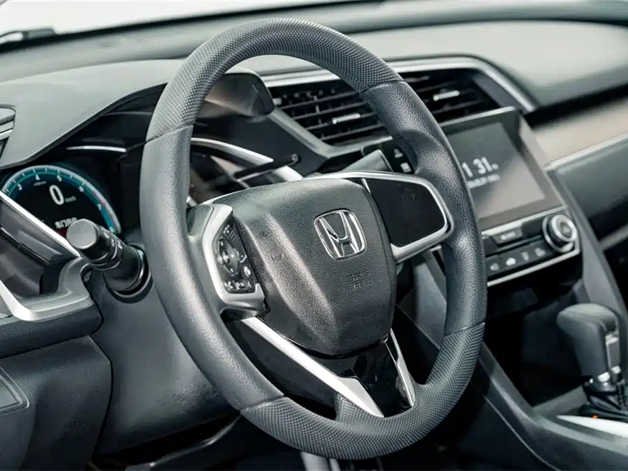 Honda Civic 2016 220TURBO CVT Luxury