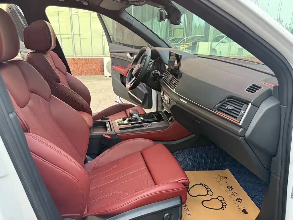 Audi Q5L Sportback — миниатюра 10