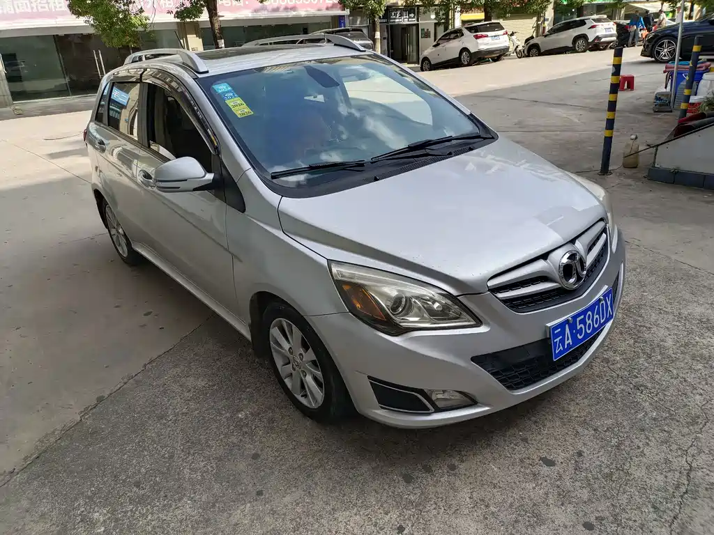 BAIC E-Series — миниатюра 3