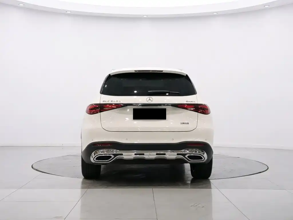 Mercedes-Benz GLC 2023 GLC 260 L 4MATIC 5 мест