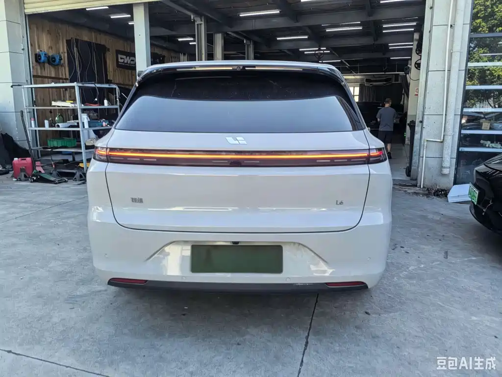 Li Auto Li L6 — миниатюра 8