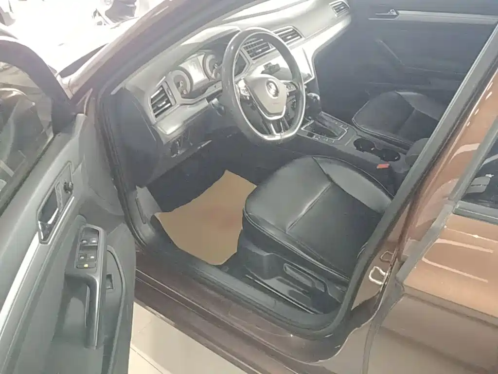 Volkswagen Lamando — миниатюра 16