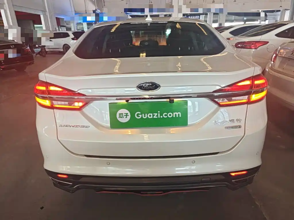 Ford Mondeo — миниатюра 6