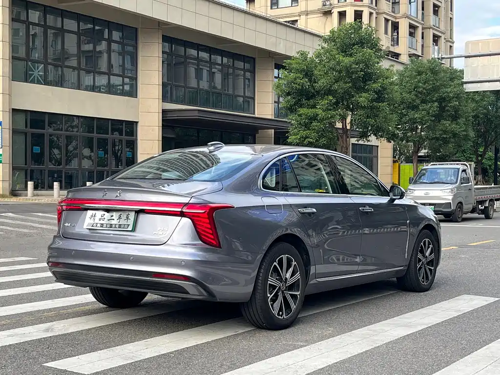 Hongqi Hongqi H5 PHEV — миниатюра 6