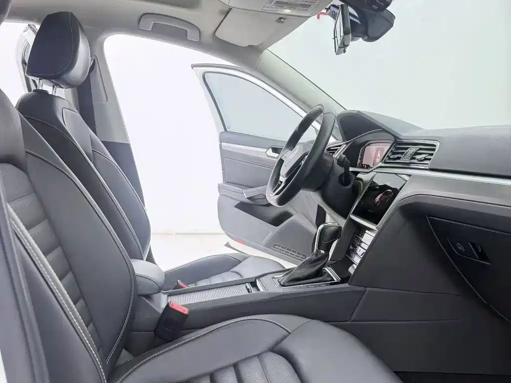 Volkswagen Lamando — миниатюра 8