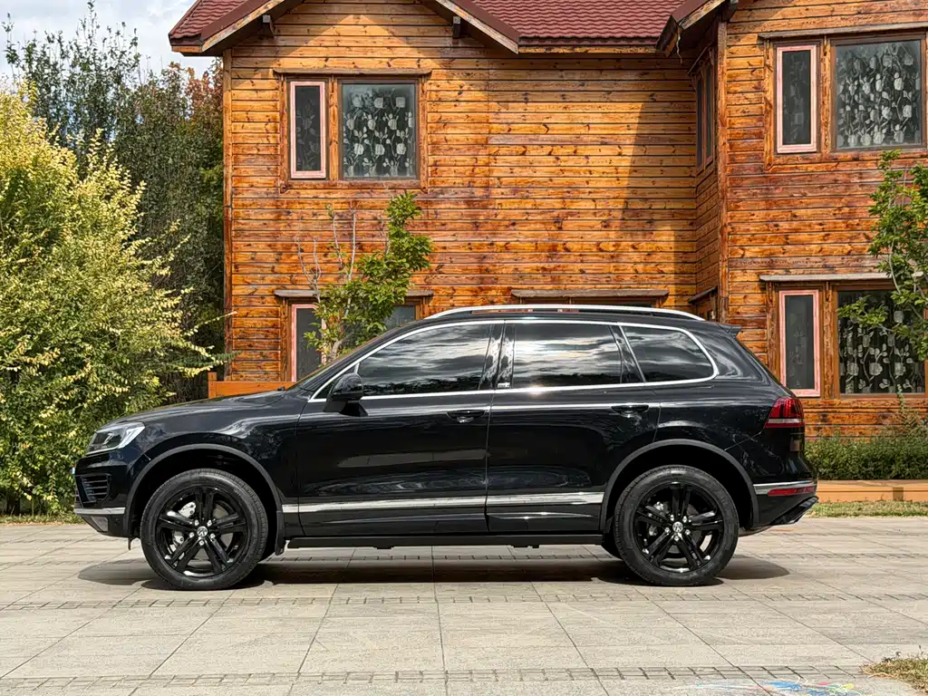 Volkswagen Touareg — миниатюра 31