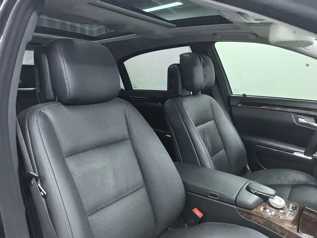 Mercedes-Benz S-Class — миниатюра 15