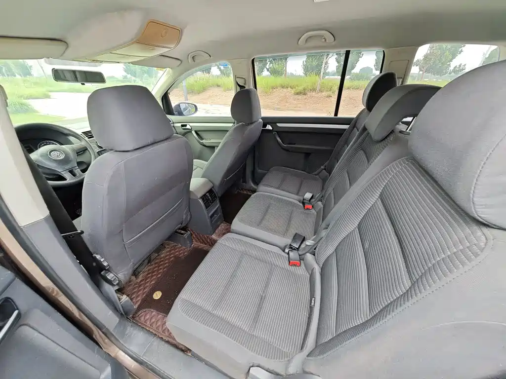 Volkswagen Touran — миниатюра 8