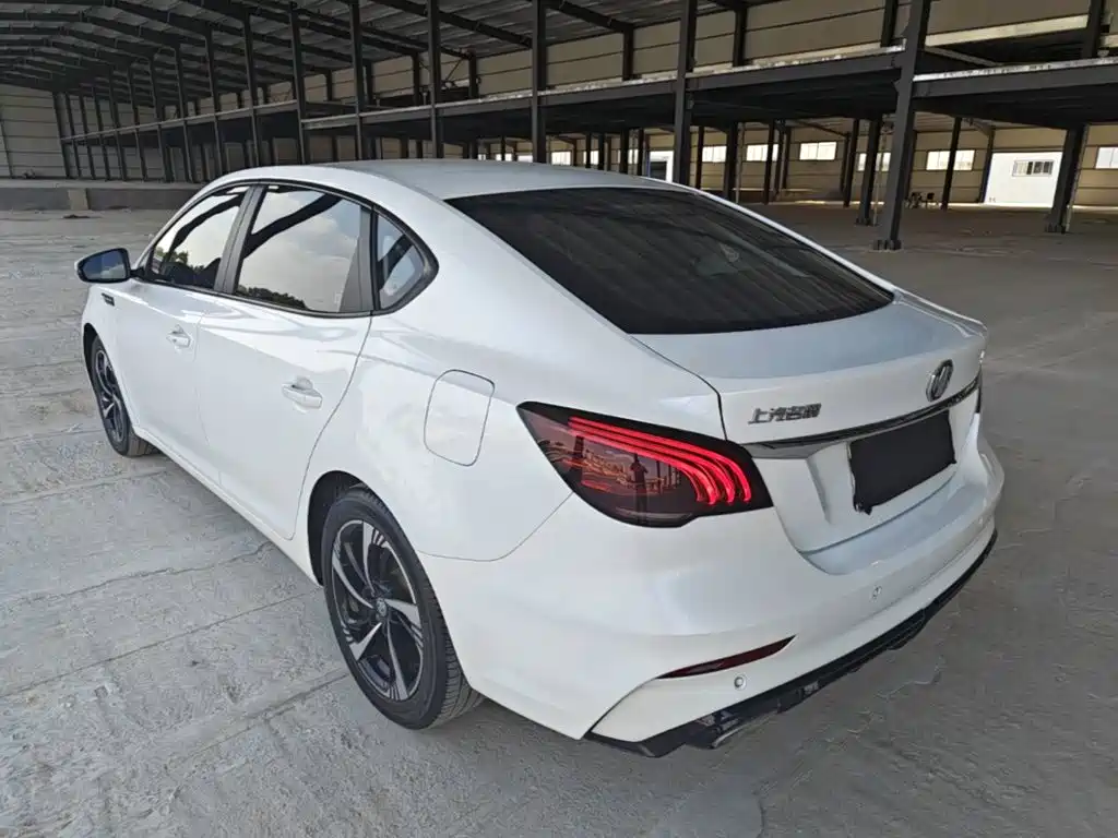MG MG6 — миниатюра 5