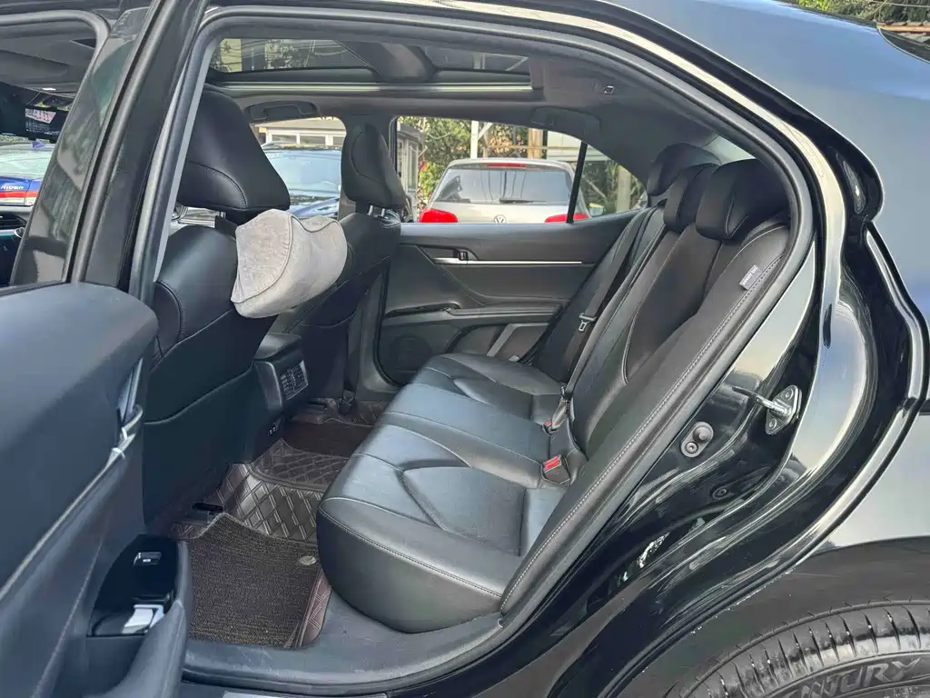 Toyota Camry 2019 2.5G Luxury V