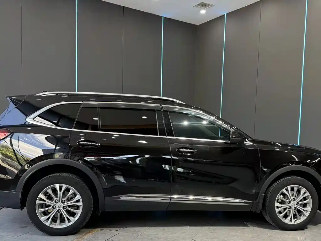 Buick Envision Plus — миниатюра 5
