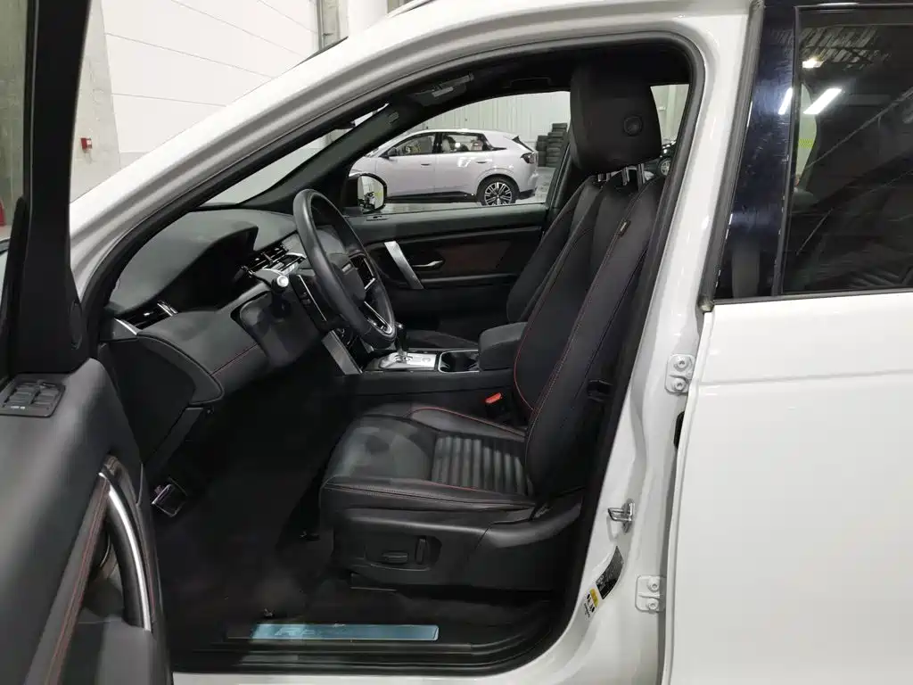 Land Rover Discovery Sport — миниатюра 10