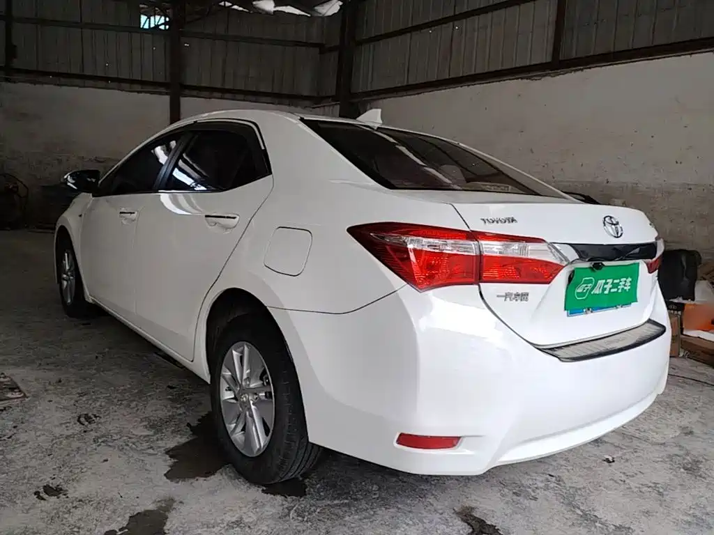 Toyota Corolla — миниатюра 5