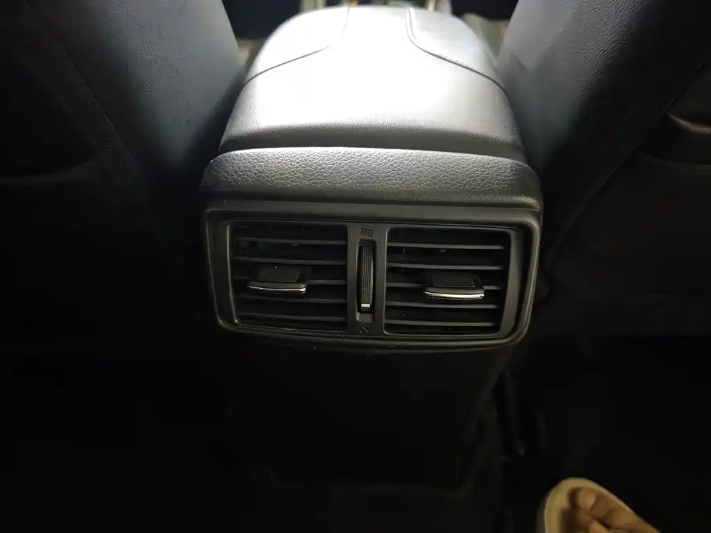Nissan X-Trail — миниатюра 10