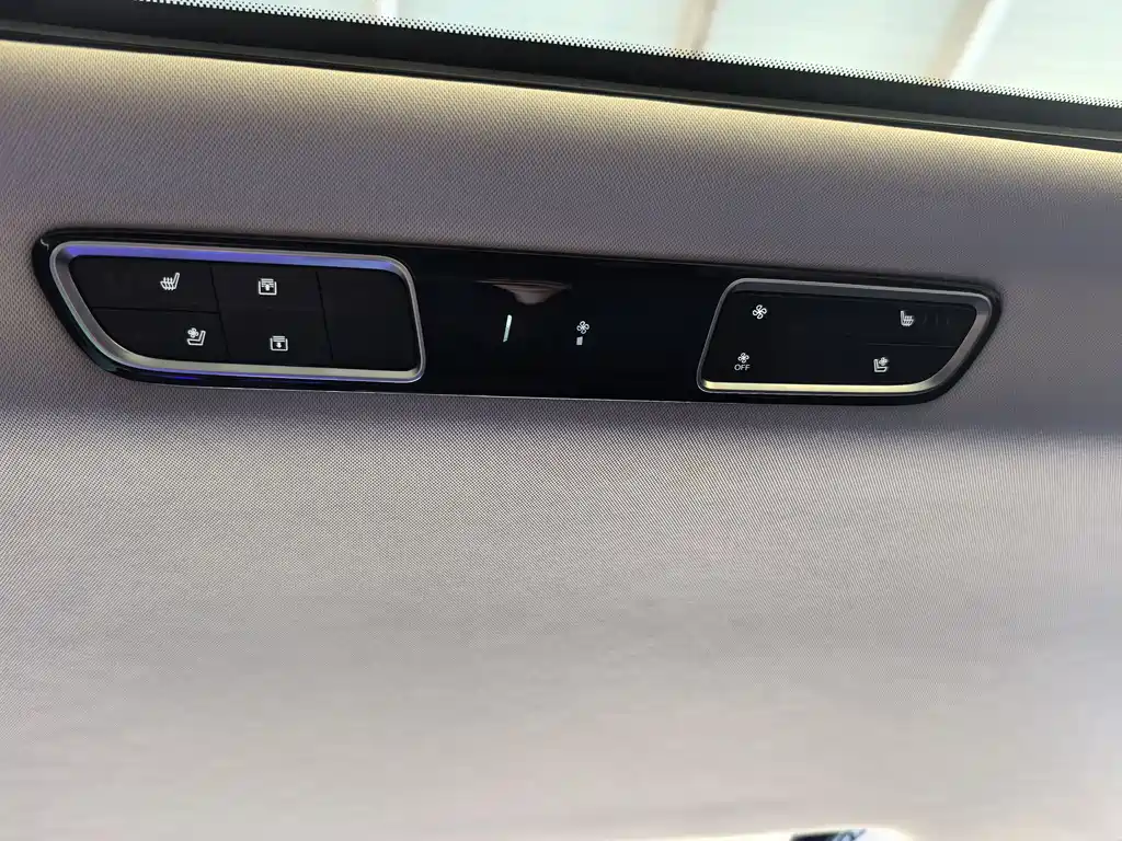 GAC TRUMPCHI E8 NEW ENERGY