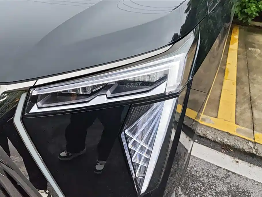 GAC M8