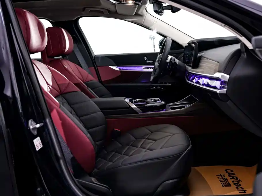 BMW 7 Series — миниатюра 19