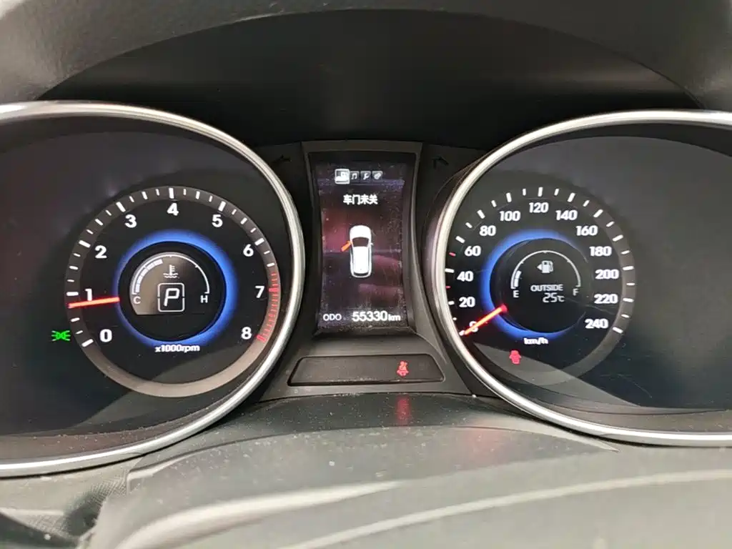 Hyundai Santa Fe — миниатюра 12