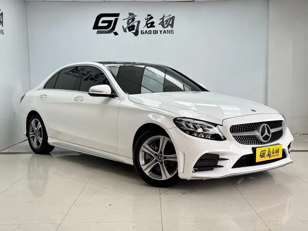 Mercedes-Benz C-Class — миниатюра 3