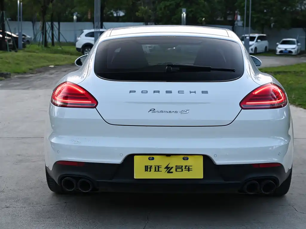 Porsche Panamera — миниатюра 4