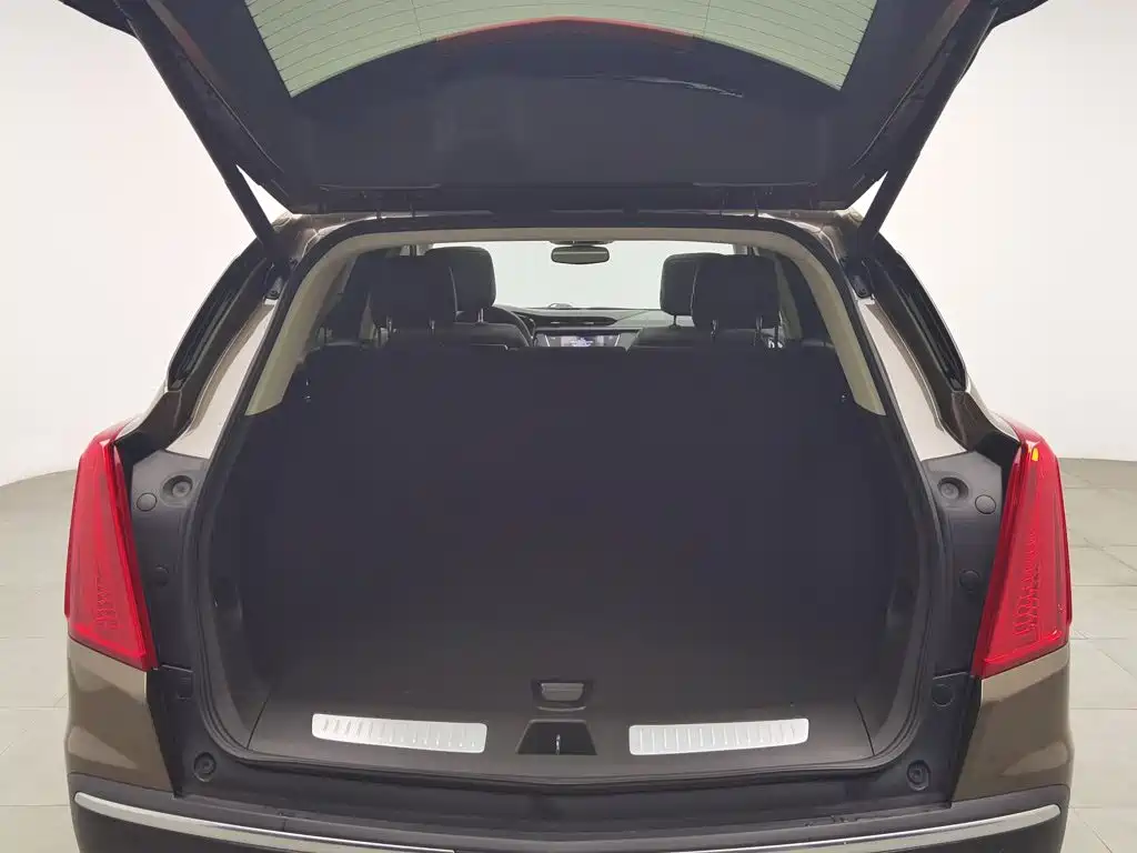Cadillac XT5 — миниатюра 16