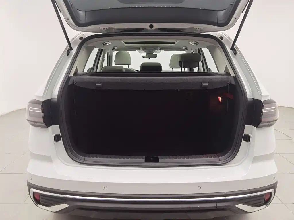 Volkswagen Tharu — миниатюра 16