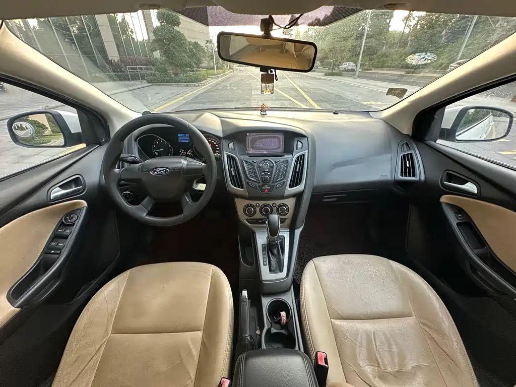 Ford Focus — миниатюра 11
