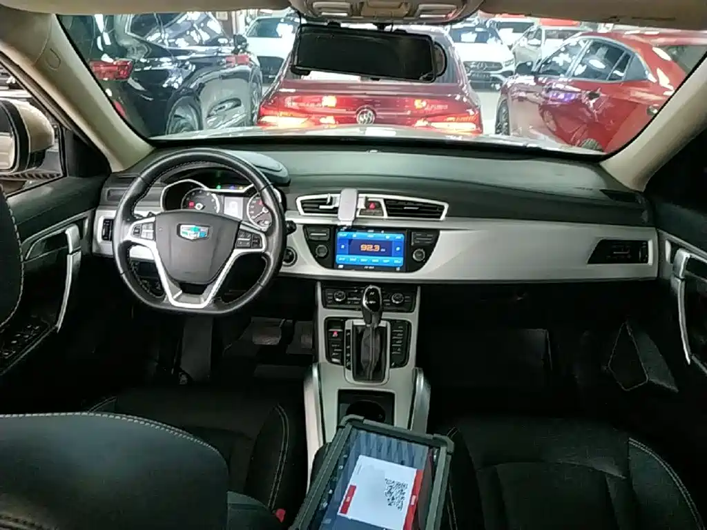 Geely Boyue — миниатюра 10