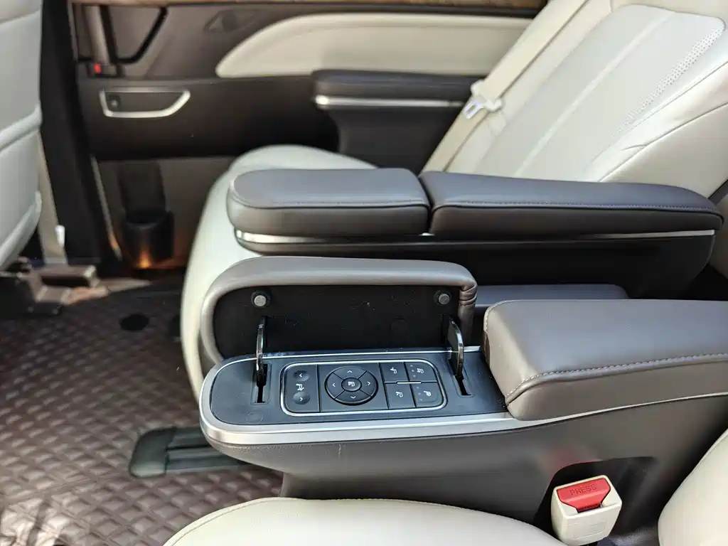 GAC Motor Trumpchi M8 — миниатюра 14
