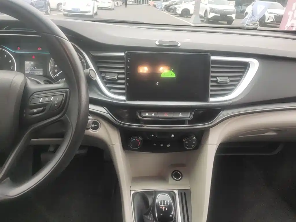 Buick Excelle — миниатюра 13