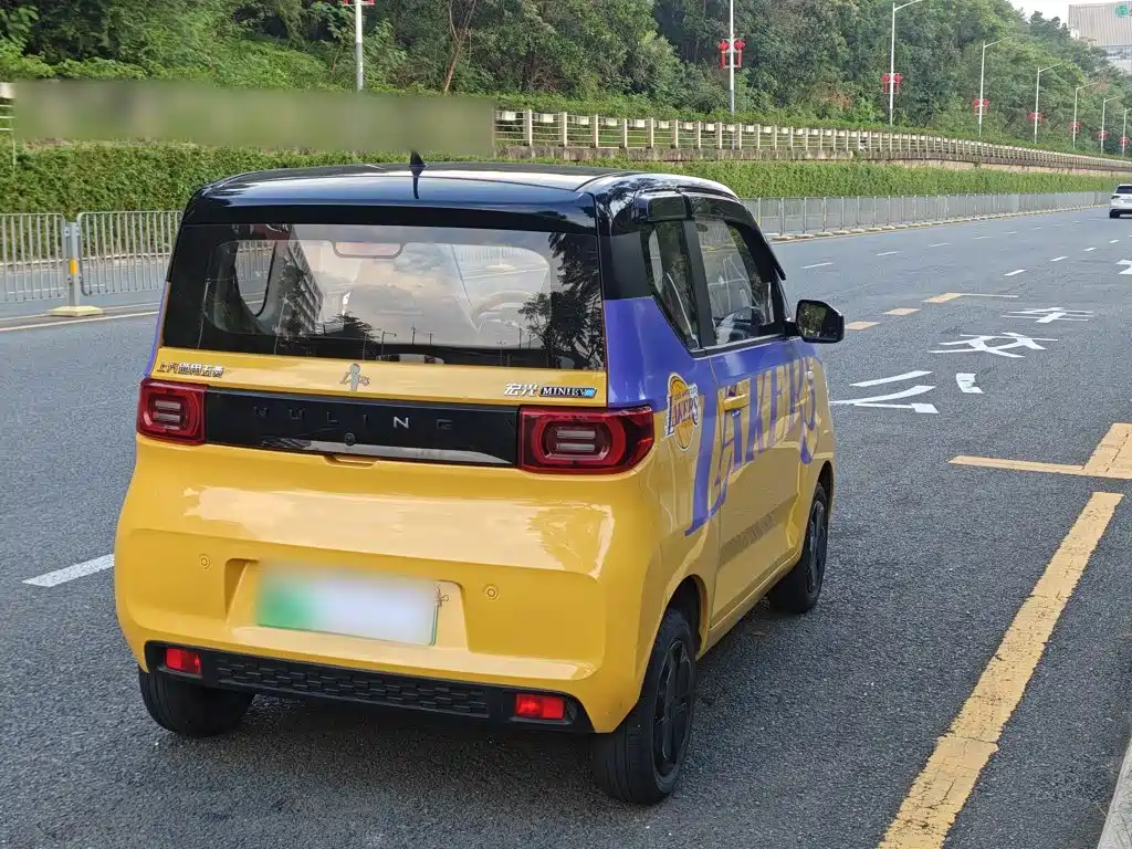 Wuling MINIEV — миниатюра 25