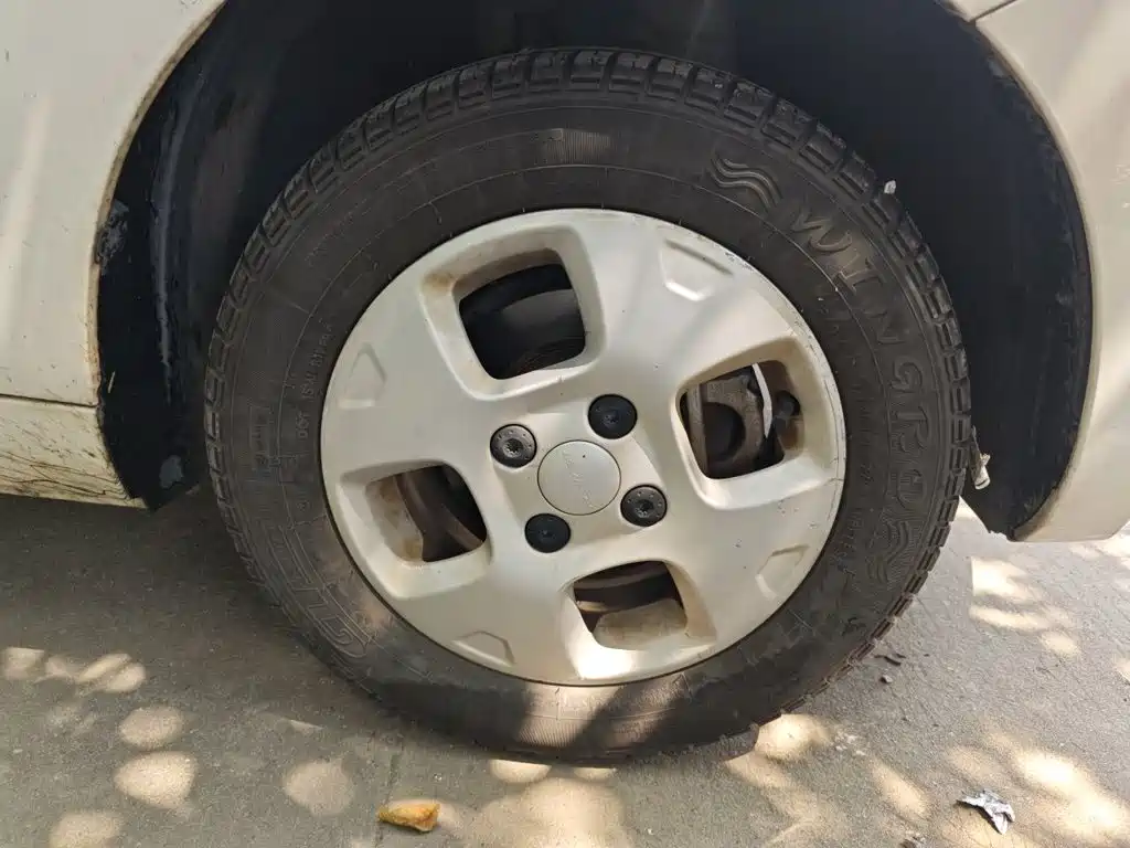 Roewe Clever — миниатюра 8