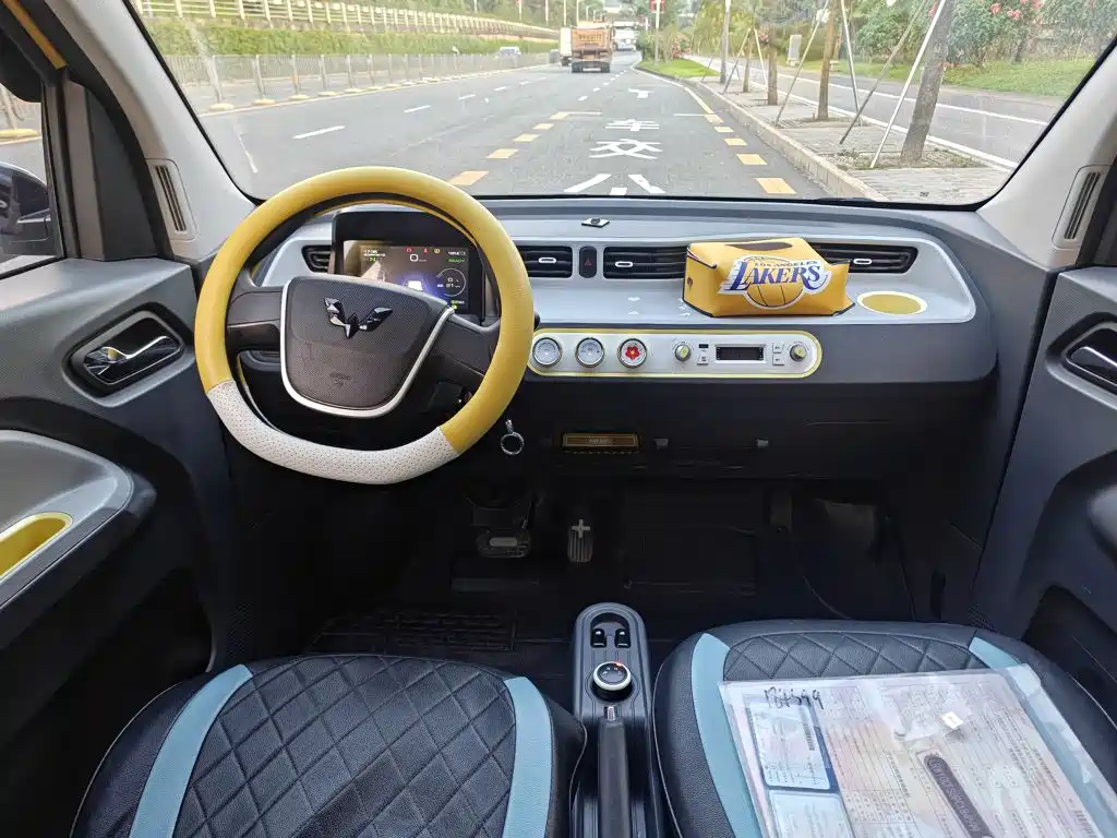 Wuling MINIEV — миниатюра 14