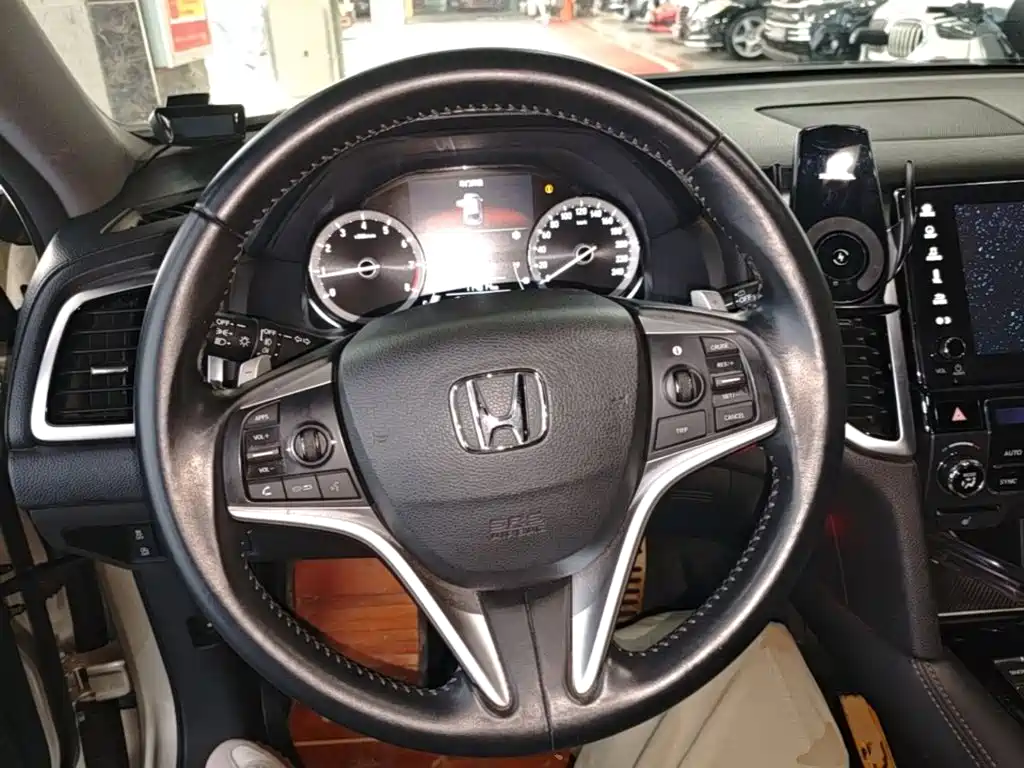 Honda UR-V — миниатюра 11