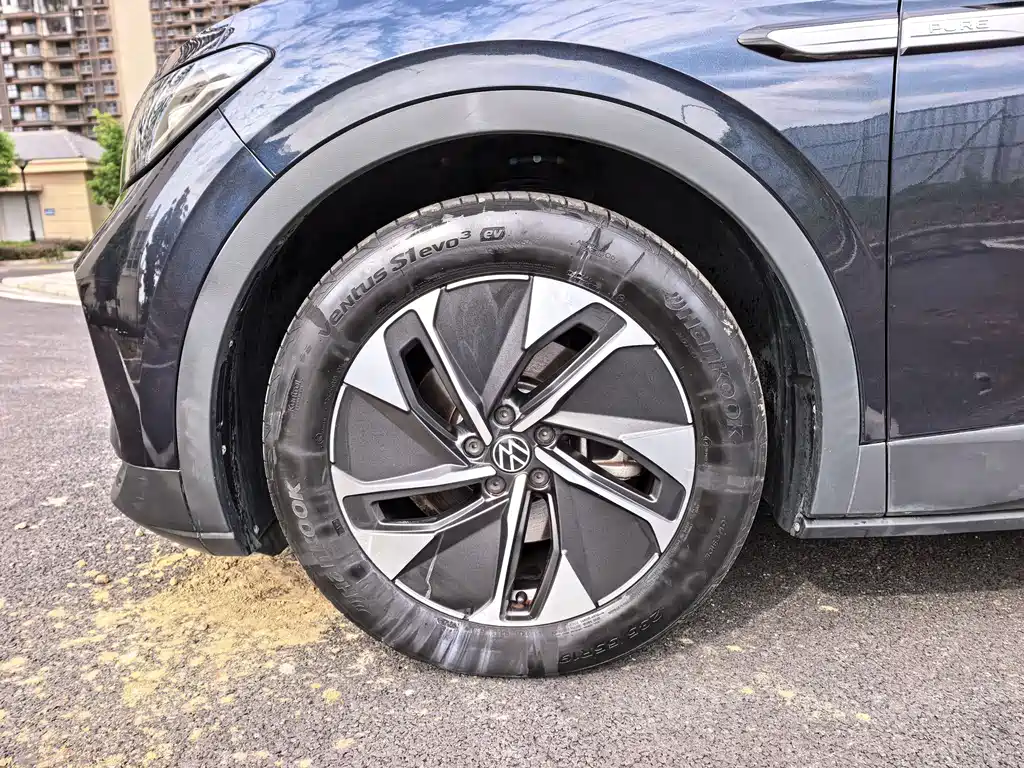 Volkswagen ID.4 Crozz — миниатюра 21