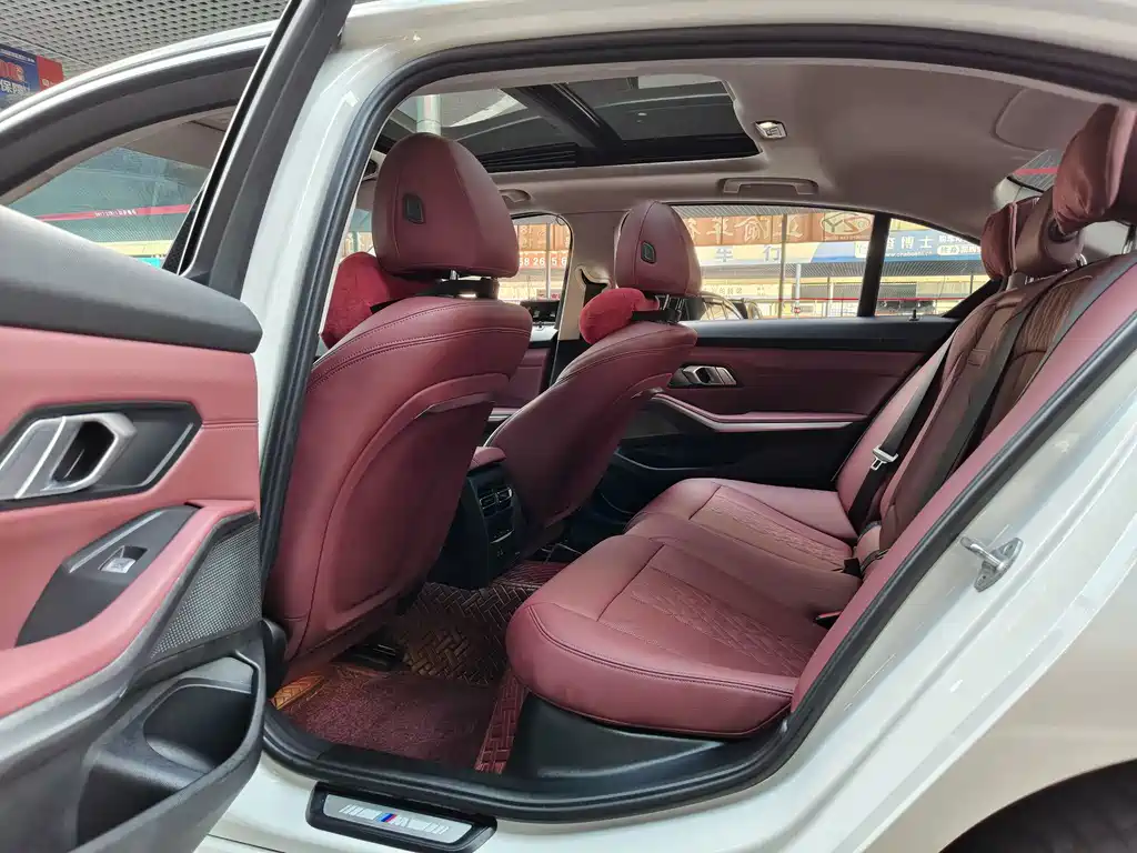 BMW 3 Series — миниатюра 12