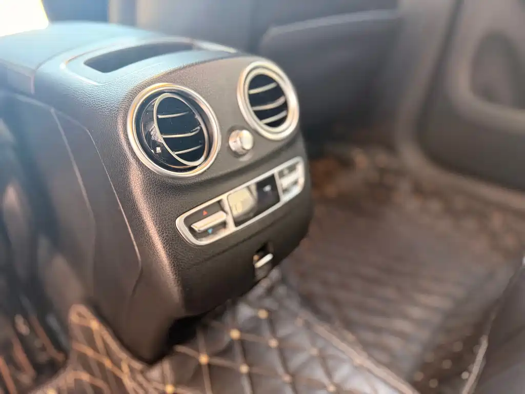 Mercedes-Benz GLC — миниатюра 17