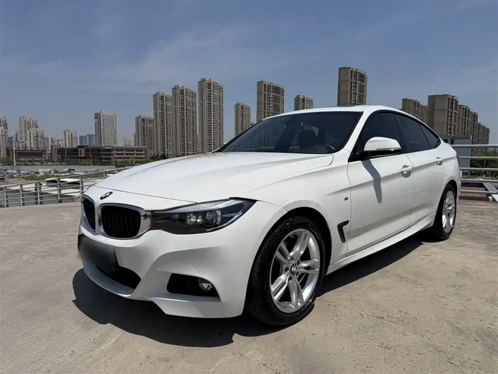 BMW 3 Series GT 3 GT 2018 320i M Sport