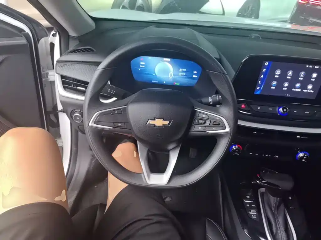 Chevrolet Menlo — миниатюра 11
