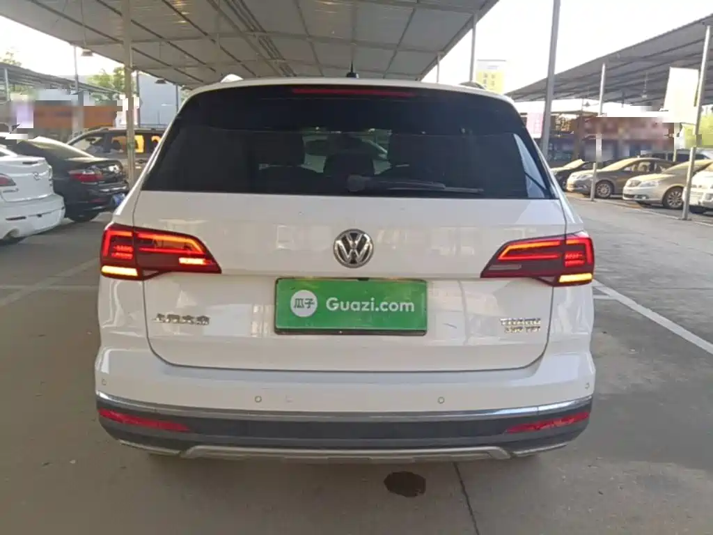 Volkswagen Tharu — миниатюра 6
