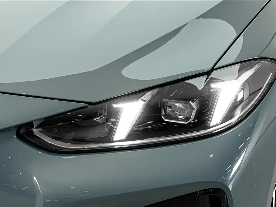 BMW 4 Series — миниатюра 3